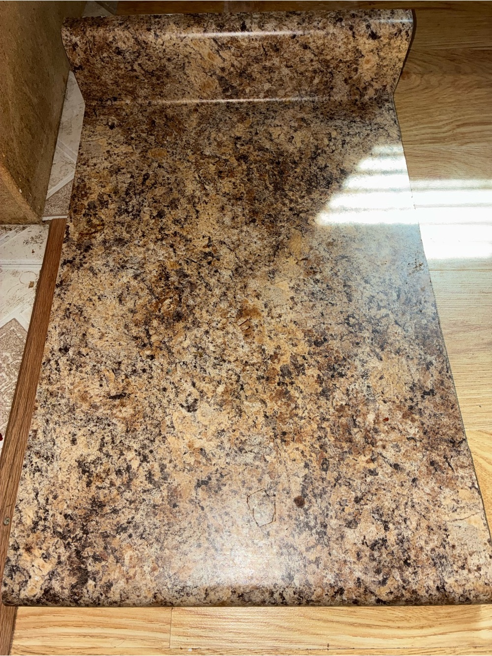 Brown Marble-Pattern Kitchen Cabinet Top
